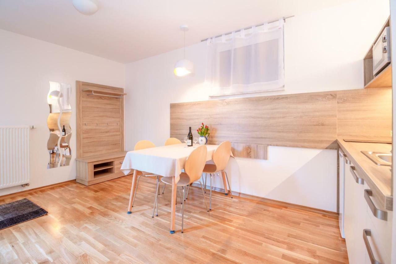 Alp Apartma Радовлиця Екстер'єр фото